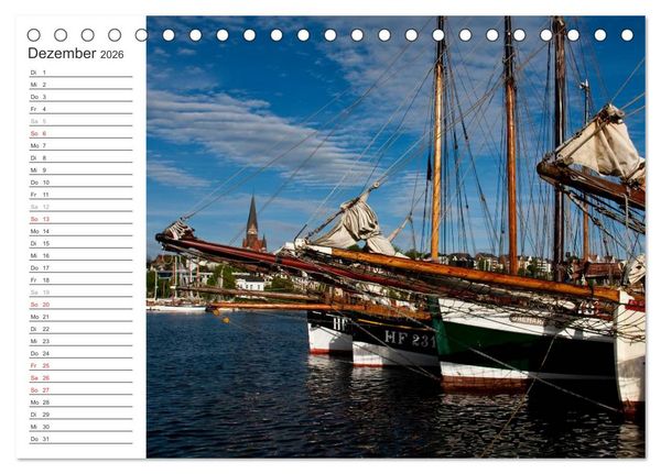 Produktbild: Historische Segelschiffe auf der Ostsee (Tischkalender 2026 DIN A5 quer), CALVENDO Monatskalender