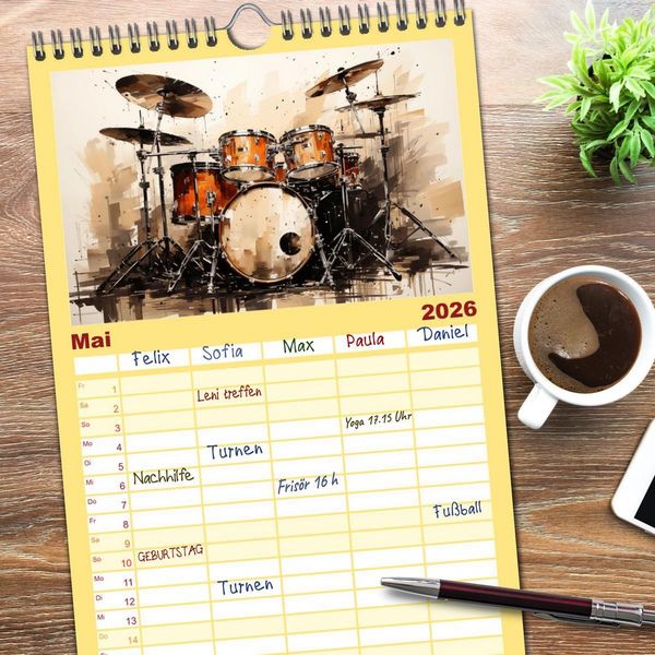 Produktbild: Familienplaner 2026 - Taktvolle Kunst: Der bunte Schlagzeugkalender mit 5 Spalten (Wandkalender, 21 x 45 cm) CALVENDO