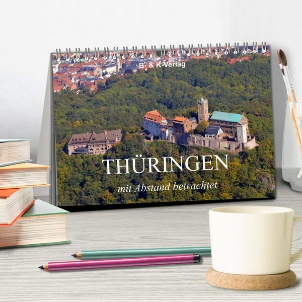 Produktbild: Th&uuml;ringen - mit Abstand betrachtet 2026 (Tischkalender 2026 DIN A5 quer), CALVENDO Monatskalender