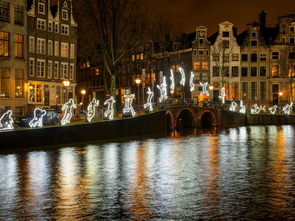 Produktbild: CALVENDO Puzzle Run and Jump in Amsterdam - Holland | 1000 Teile Lege-Gr&ouml;&szlig;e 64x48cm Foto-Puzzle f&uuml;r gl&uuml;ckliche Stunden