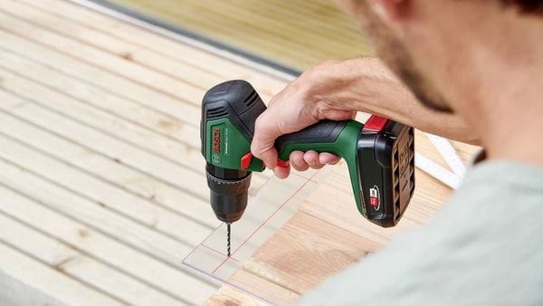 Produktbild: Bosch Home and Garden UniversalImpact 18V-60 06039D7101 Akku-Schlagbohrschrauber 18 V 2.0 Ah Li-Ion inkl. Akku, inkl. Ladeger&auml;t