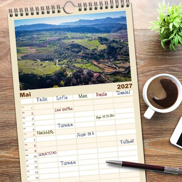 Produktbild: Familienplaner 2027 - Andalusien mit 5 Spalten (Wandkalender, 21 x 45 cm) CALVENDO