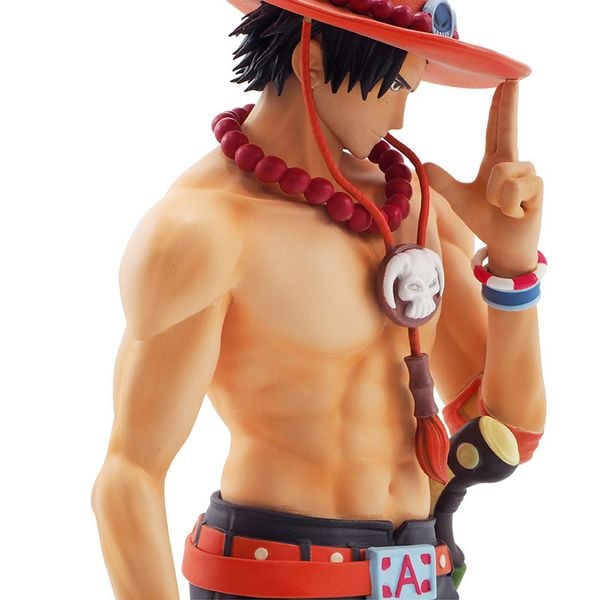 Produktbild: ONE PIECE - Figurine "Portgas D. Ace"