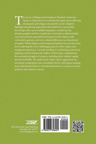 Produktbild: Refugee and Immigrant Students