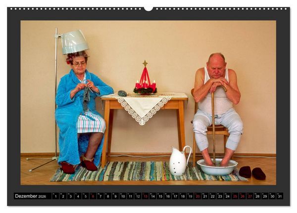 Produktbild: GSCHEIT BLED - Humorfotografie (hochwertiger Premium Wandkalender 2026 DIN A2 quer), Kunstdruck in Hochglanz