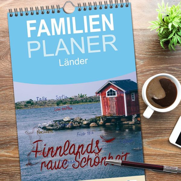 Produktbild: Familienplaner 2026 - Finnlands raue Sch&ouml;nheit mit 5 Spalten (Wandkalender, 21 x 45 cm) CALVENDO