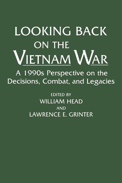 Produktbild: Looking Back on the Vietnam War