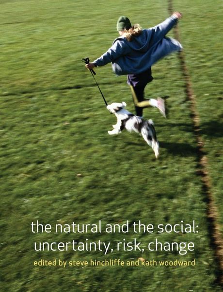 Produktbild: The Natural and the Social