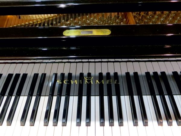 Produktbild: CALVENDO Puzzle Melody - Nahaufnahme eines Konzertfl&uuml;gels | 1000 Teile Lege-Gr&ouml;&szlig;e 64x48cm Foto-Puzzle f&uuml;r gl&uuml;ckliche Stunden