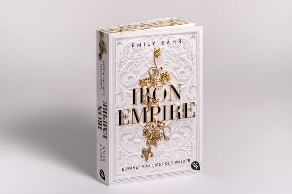 Produktbild: Iron Empire &ndash; Erw&auml;hlt vom Licht der W&auml;lder