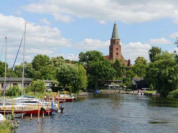 Produktbild: CALVENDO Puzzle Brandenburg an der Havel - Stadt der Flussarme, Kan&auml;le und Inseln | 1000 Teile Lege-Gr&ouml;&szlig;e 64x48cm Foto-Puzzle f&uuml;r gl&uuml;ckliche Stunden