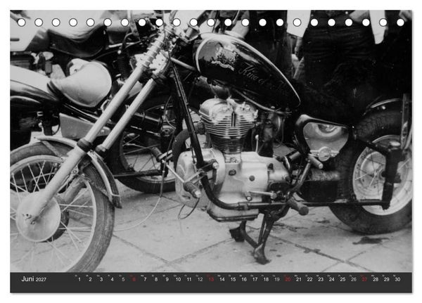Produktbild: east Rider - Biker und Bikes aus der DDR (Tischkalender 2027 DIN A5 quer), CALVENDO Monatskalender