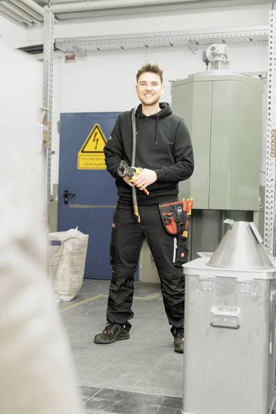 Produktbild: Wiha 46674 Kabelschneider Geeignet f&uuml;r (Abisoliertechnik) Alu- und Kupferkabel, ein- und mehrdr&auml;htig 34 mm 300 mm&sup2;