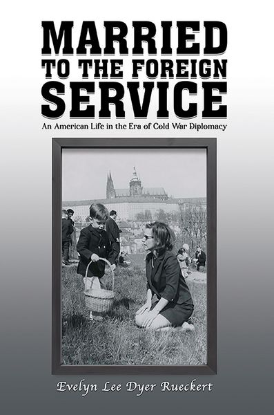 Produktbild: Married to the Foreign Service