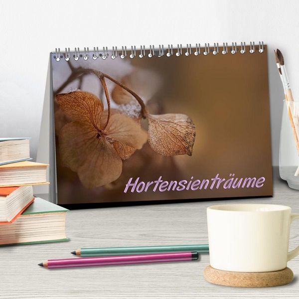 Produktbild: Hortensientr&auml;ume (Tischkalender 2026 DIN A5 quer), CALVENDO Monatskalender