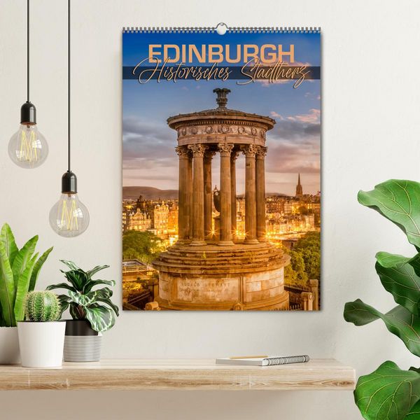 Produktbild: EDINBURGH Historisches Stadtherz (Wandkalender 2026 DIN A2 hoch), CALVENDO Monatskalender