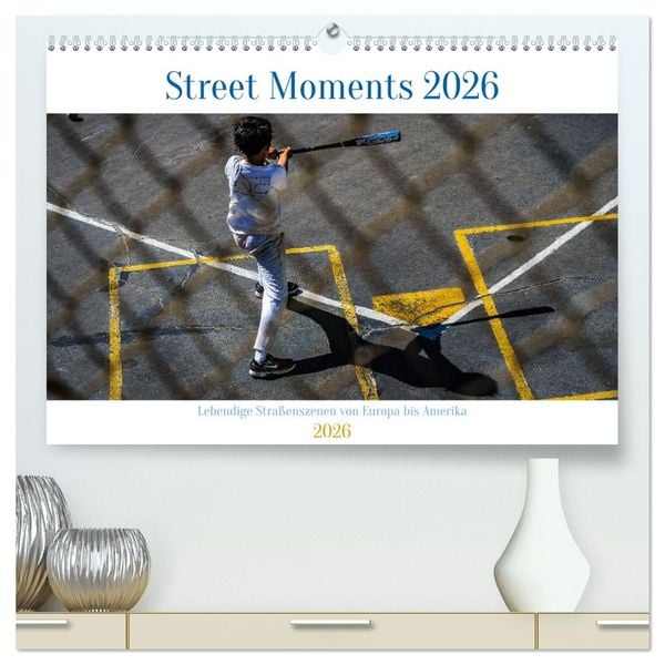 Produktbild: Street Moments (hochwertiger Premium Wandkalender 2026 DIN A2 quer), Kunstdruck in Hochglanz
