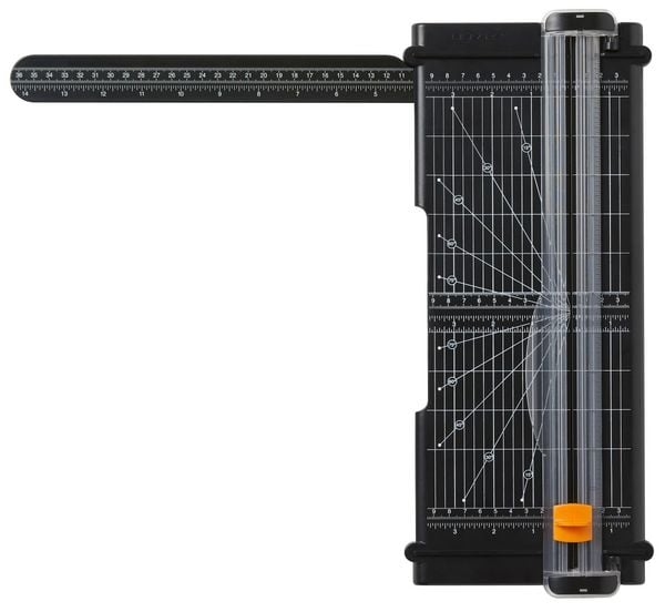 Produktbild: Fiskars Papierschneidemaschine SureCut Papierschneidemaschine A4, Recycling Mischung