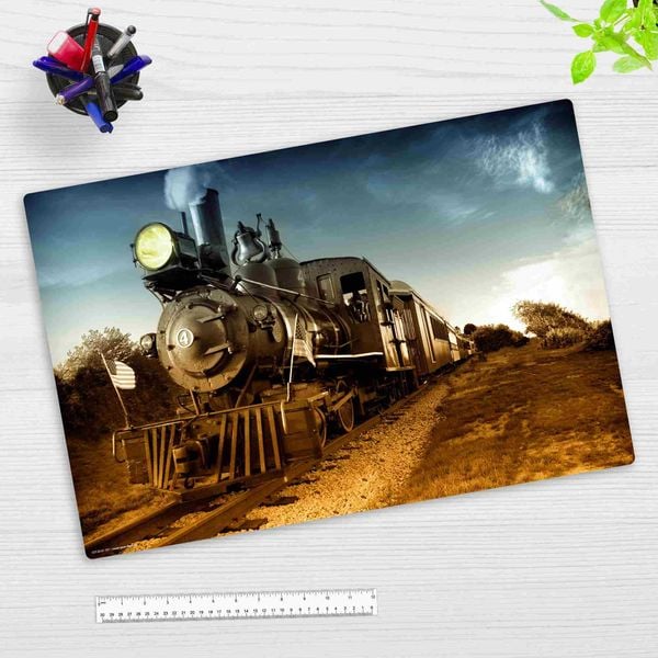 Produktbild: Cover-your-desk Schreibtischunterlage f&uuml;r Kinder und Erwachsene Lokomotive schwarz, aus hochwertigem Vinyl , 60 x 40 cm