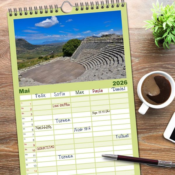 Produktbild: Familienplaner 2026 - Sizilien &ndash; von Cefal&ugrave; bis Trapani mit 5 Spalten (Wandkalender, 21 x 45 cm) CALVENDO
