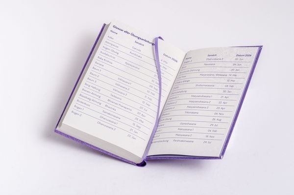 Produktbild: Yoga-Kalender 2026 - Taschenkalender mit Mantras, Meditationen, Affirmationen und Hintergrundgeschichten - im praktischen Format 10,0 x 15,5 cm, mit zahlreichen Illustrationen und Leseb&auml;ndchen