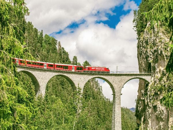 Produktbild: CALVENDO Puzzle Der Landwasser Viadukt | 1000 Teile Lege-Gr&ouml;&szlig;e 64x48cm Foto-Puzzle f&uuml;r gl&uuml;ckliche Stunden