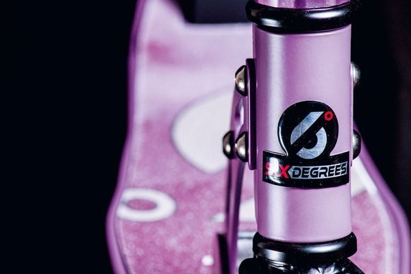 Produktbild: SIX DEGREES Aluminium Scooter 205 mm lila