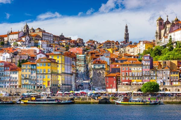 Produktbild: Lais Puzzle Porto, Portugal Altstadt-Silhouette am Douro-Fluss 2000 Teile