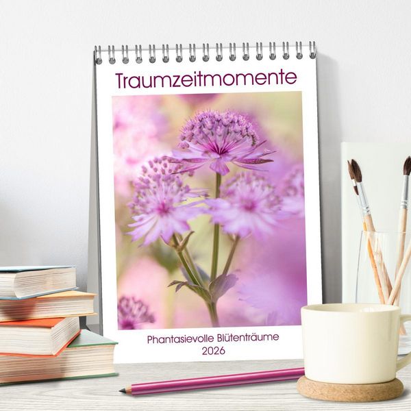 Produktbild: Traumzeitmomente (Tischkalender 2026 DIN A5 hoch), CALVENDO Monatskalender