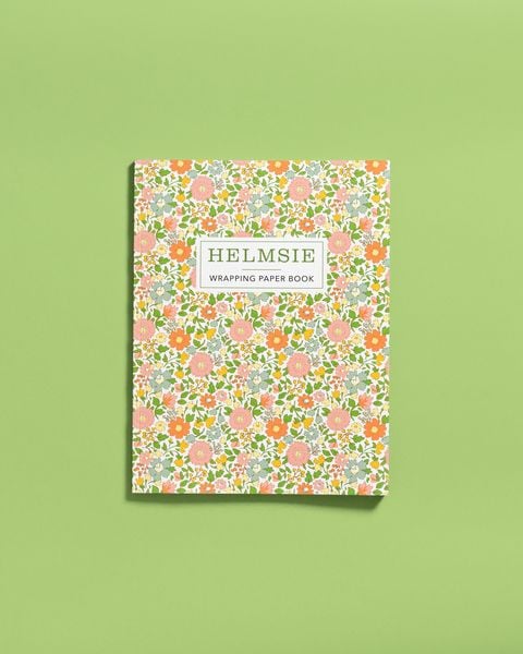 Produktbild: Helmsie Wrapping Paper Book