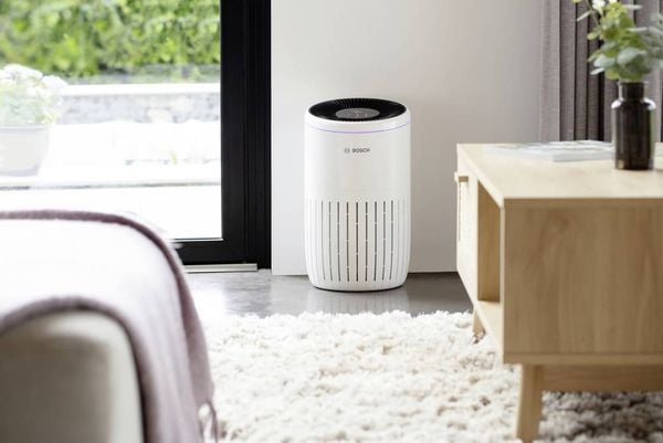Bosch Home Comfort 7733701943 Air 4000 Luftreiniger 62m² Weiß, Schwarz