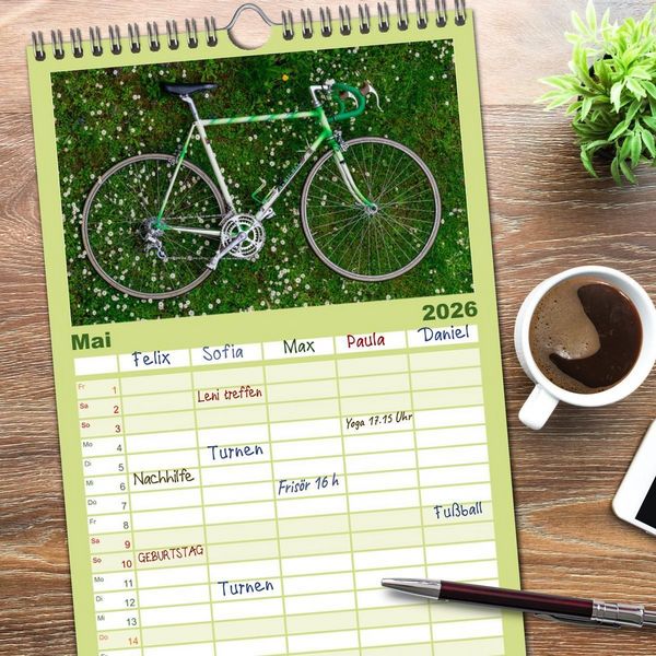 Produktbild: Familienplaner 2026 - Stahlrenner - Rennrad-Klassiker aus Europa mit 5 Spalten (Wandkalender, 21 x 45 cm) CALVENDO