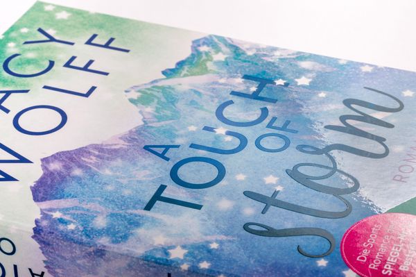 Produktbild: A Touch of Storm