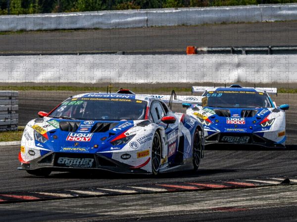 Produktbild: CALVENDO Puzzle Lamborghini Hurac&aacute;n GT3 Evo II, Liqui Moly Team Engstler | 1000 Teile Lege-Gr&ouml;&szlig;e 64x48cm Foto-Puzzle f&uuml;r gl&uuml;ckliche Stunden