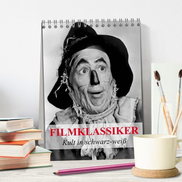Produktbild: Filmklassiker - Kult in schwarz-wei&szlig; (Tischkalender 2026 DIN A5 hoch), CALVENDO Monatskalender