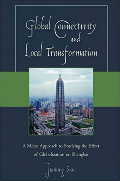 Produktbild: Global Connectivity and Local Transformation