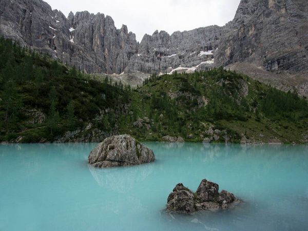Produktbild: CALVENDO Puzzle Ein Motiv aus dem Kalender Bekannte und unbekannte Gew&auml;sser in S&uuml;dtirol | 1000 Teile Lege-Gr&ouml;&szlig;e 64x48cm Foto-Puzzle f&uuml;r gl&uuml;ckliche Stunden