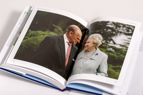 Produktbild: QUEEN ELIZABETH II.: Ihr Leben in Bildern, 1926-2022