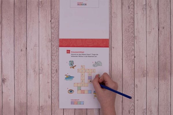 Produktbild: 66 Kreuzwortr&auml;tsel f&uuml;r Erstleser - 1. Klasse (Blau)