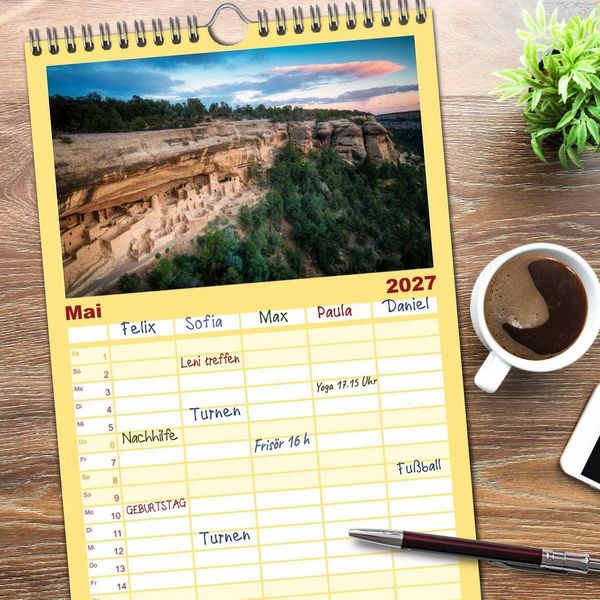Produktbild: Familienplaner 2027 - Wild, Wide, West mit 5 Spalten (Wandkalender, 21 x 45 cm) CALVENDO