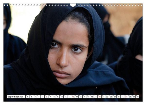 Produktbild: PORTRAITS - Frauen aus aller Welt (Wandkalender 2026 DIN A3 quer), CALVENDO Monatskalender
