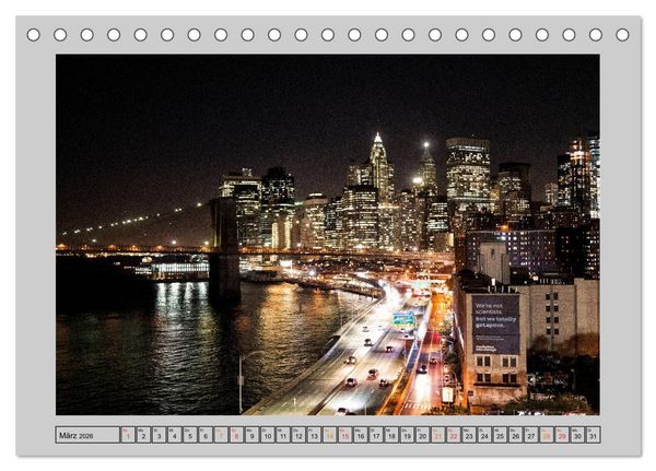 Produktbild: New York &ndash; Von Brooklyn zur Grand Central Station (Tischkalender 2026 DIN A5 quer), CALVENDO Monatskalender