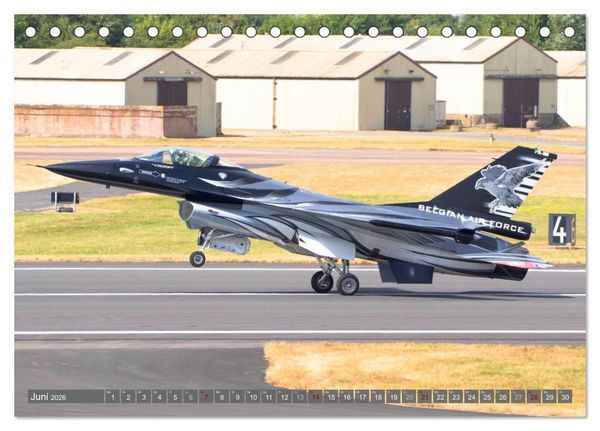 Produktbild: Milit&auml;rjets am Boden (Tischkalender 2026 DIN A5 quer), CALVENDO Monatskalender