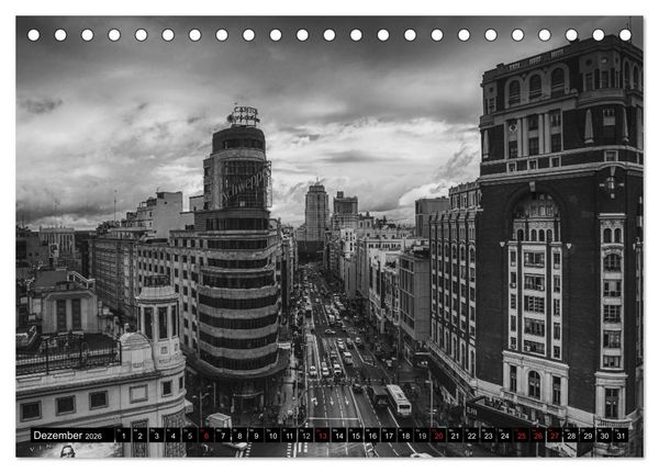 Produktbild: Madrid - Schwarz-Wei&szlig; Impressionen (Tischkalender 2026 DIN A5 quer), CALVENDO Monatskalender