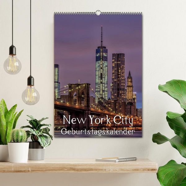 Produktbild: New York City Geburtstagskalender (Wandkalender 2026 DIN A2 hoch), CALVENDO Monatskalender