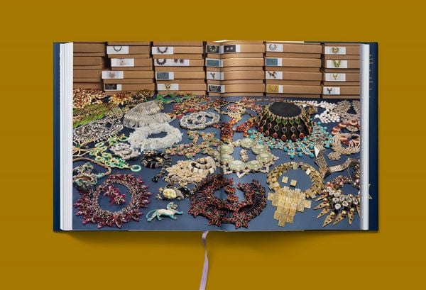 Produktbild: Costume Jewelry