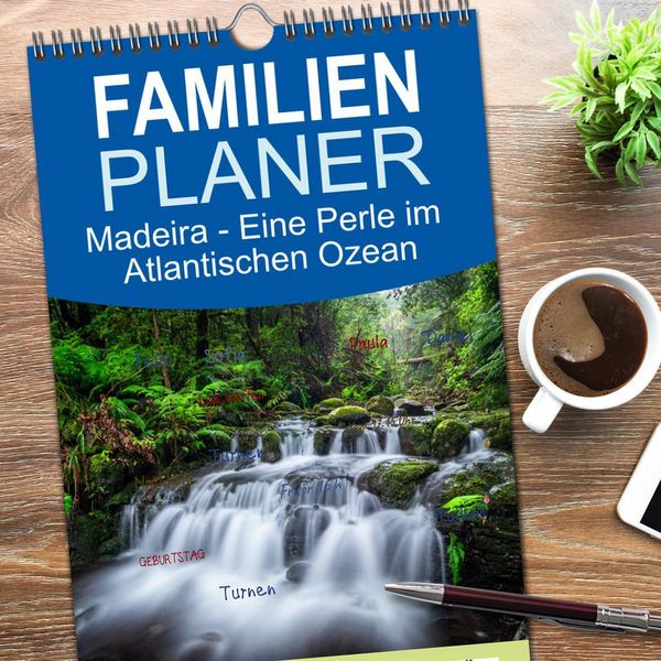 Produktbild: Familienplaner 2026 - Madeira - Eine Perle im Atlantischen Ozean mit 5 Spalten (Wandkalender, 21 x 45 cm) CALVENDO
