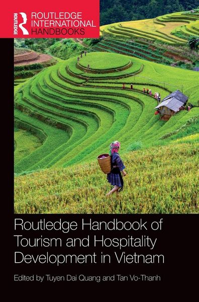 Produktbild: Routledge Handbook of Tourism and Hospitality Development in Vietnam