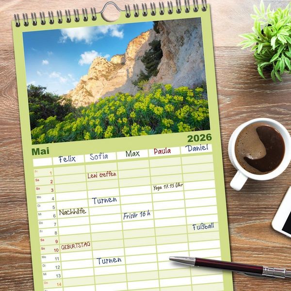 Produktbild: Familienplaner 2026 - Varigotti - K&uuml;stensch&ouml;nheit Liguriens mit 5 Spalten (Wandkalender, 21 x 45 cm) CALVENDO