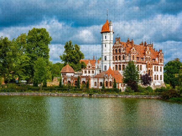 Produktbild: CALVENDO Puzzle Schloss in Basedow | 2000 Teile Lege-Gr&ouml;&szlig;e 90x67cm Foto-Puzzle f&uuml;r gl&uuml;ckliche Stunden